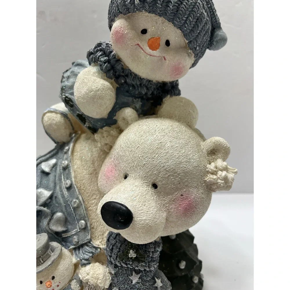 Vintage Christmas Collection by Lincolnshire Polar Bear Snowman Resin 10x10x8
